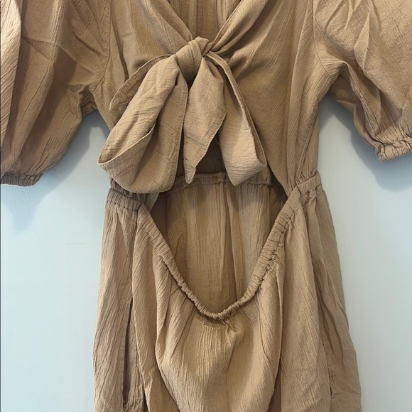 Old Navy Tan Linen Open Back Dress Sz M - Picture 5 of 9